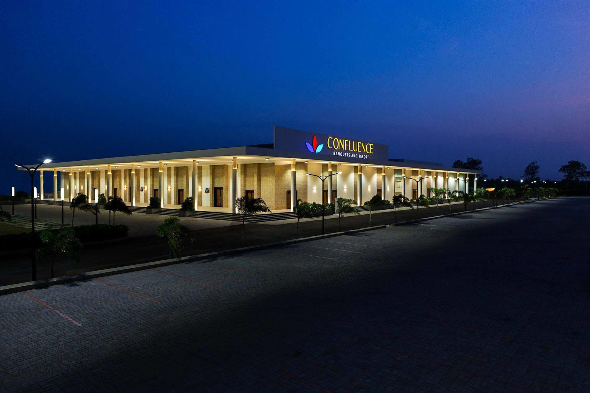 Confluence Banquets And Resort Mahábalipuram Kültér fotó