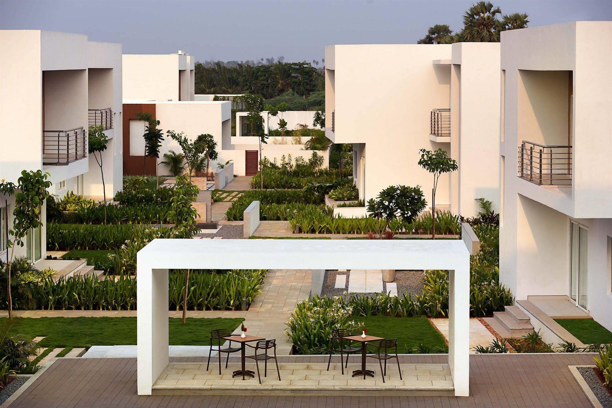 Confluence Banquets And Resort Mahábalipuram Kültér fotó