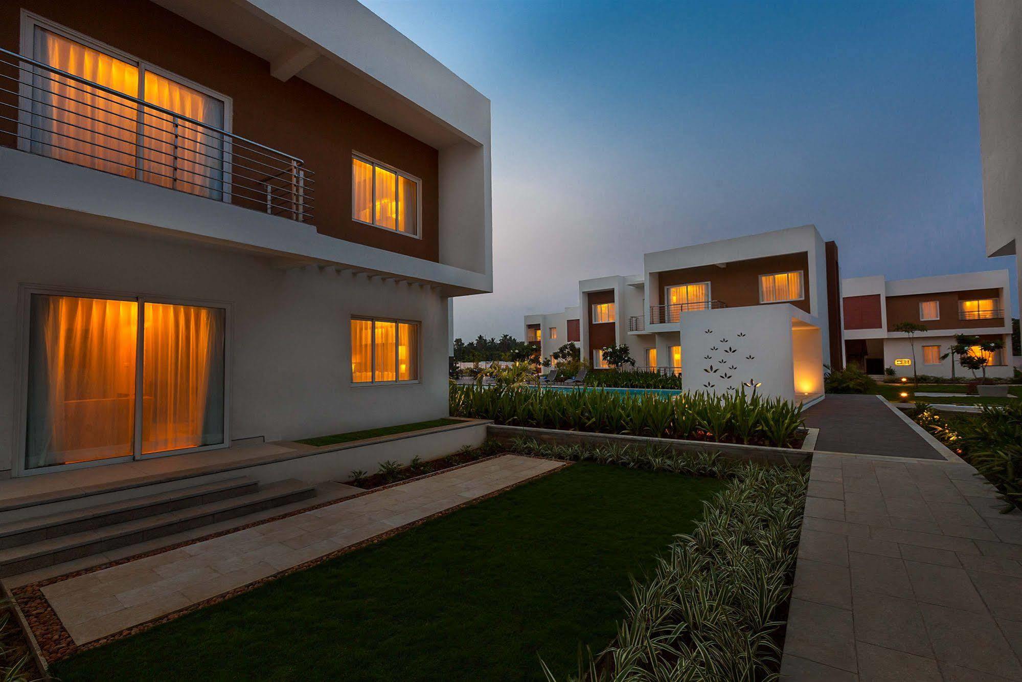 Confluence Banquets And Resort Mahábalipuram Kültér fotó