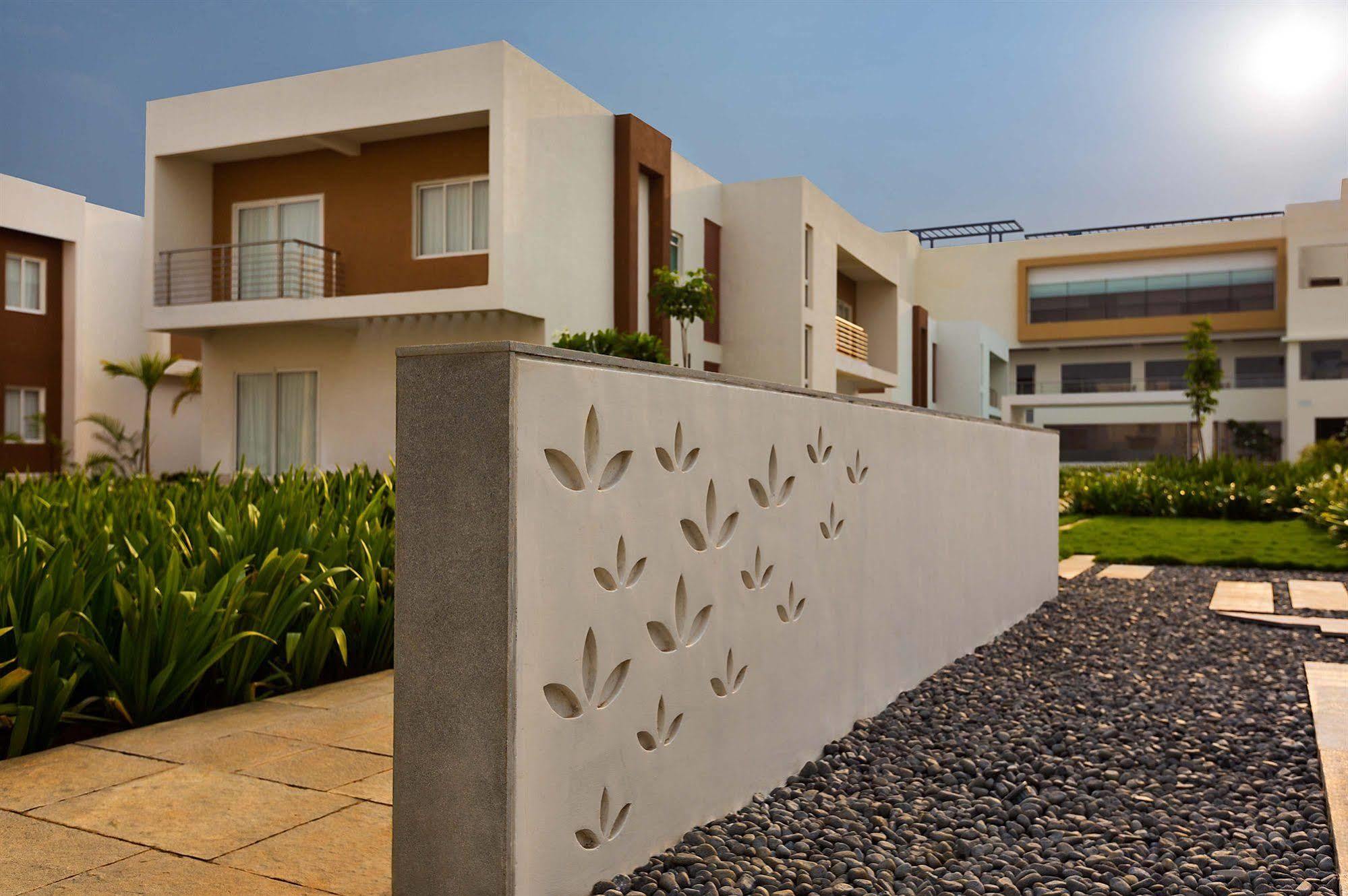 Confluence Banquets And Resort Mahábalipuram Kültér fotó