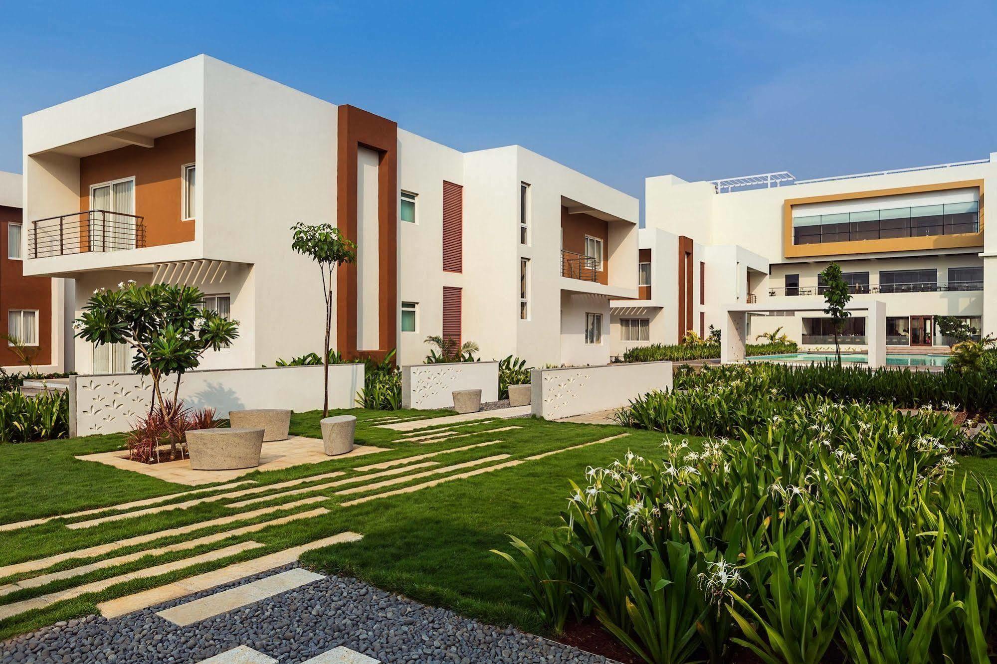 Confluence Banquets And Resort Mahábalipuram Kültér fotó