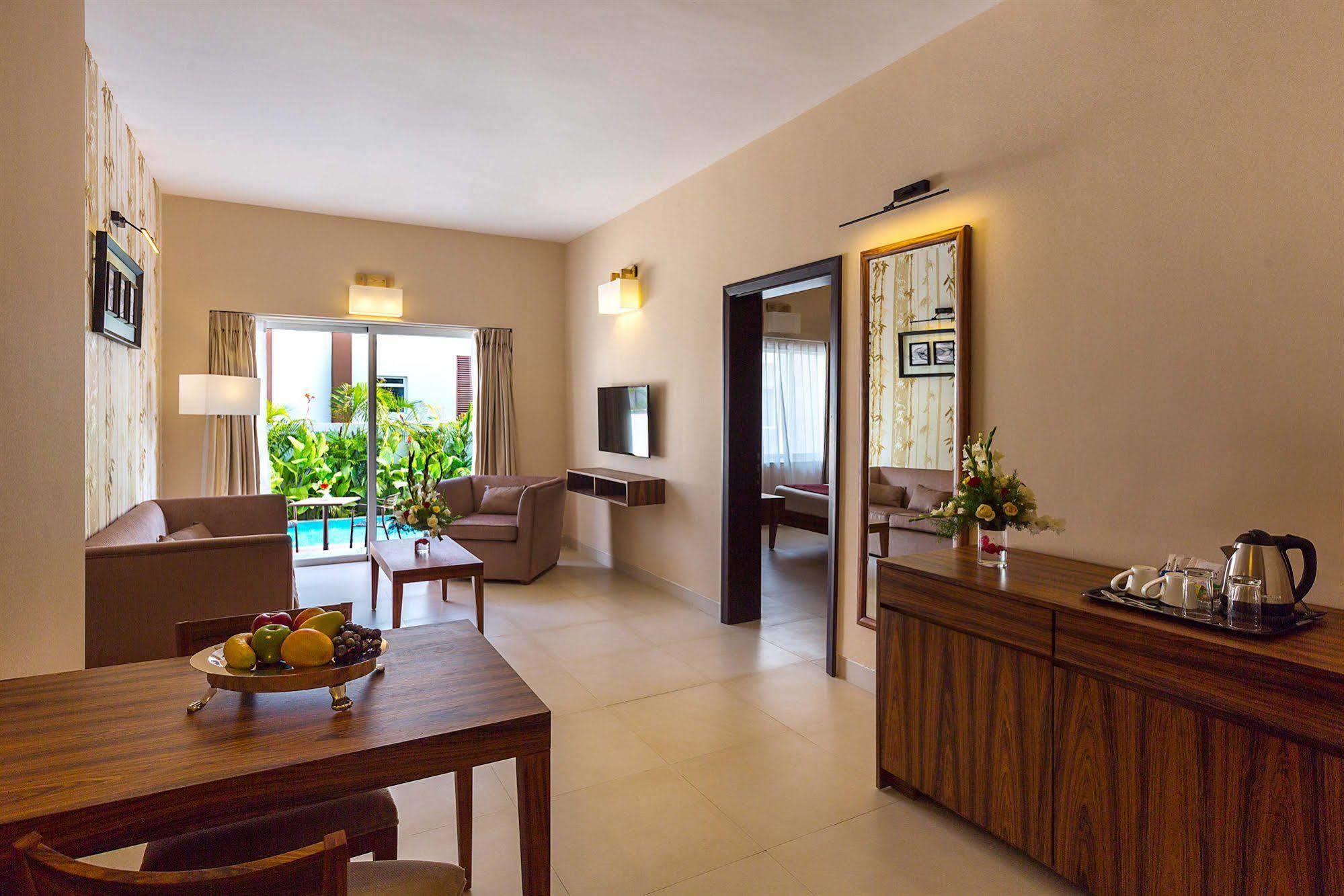 Confluence Banquets And Resort Mahábalipuram Kültér fotó